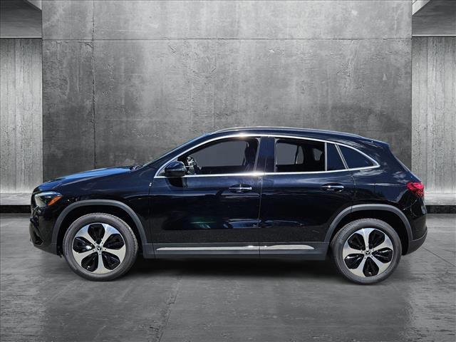 new 2025 Mercedes-Benz GLA 250 car, priced at $46,285