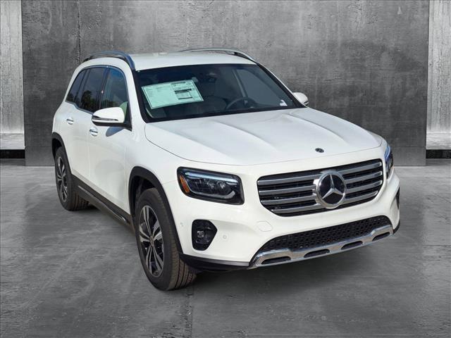 new 2025 Mercedes-Benz GLB 250 car, priced at $47,310