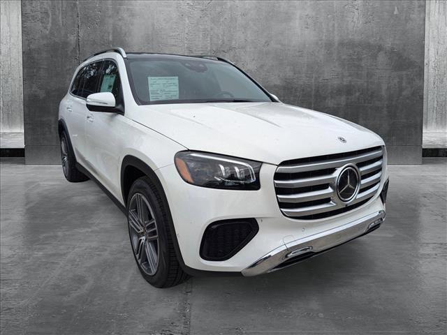 new 2025 Mercedes-Benz GLS 450 car, priced at $91,830