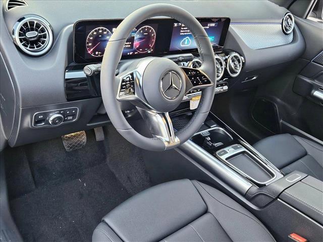 new 2025 Mercedes-Benz GLA 250 car, priced at $47,845