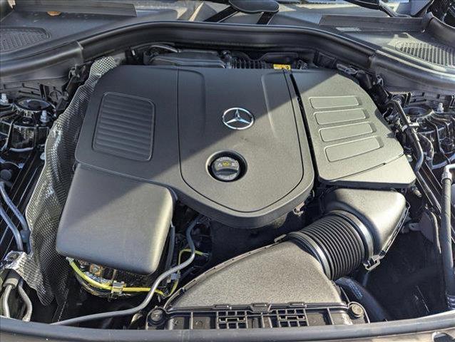new 2025 Mercedes-Benz GLC 300 car, priced at $52,385