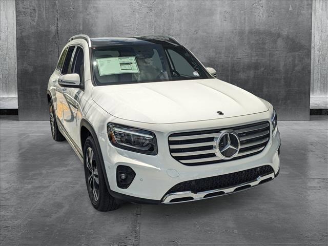 used 2025 Mercedes-Benz GLB 250 car, priced at $41,277