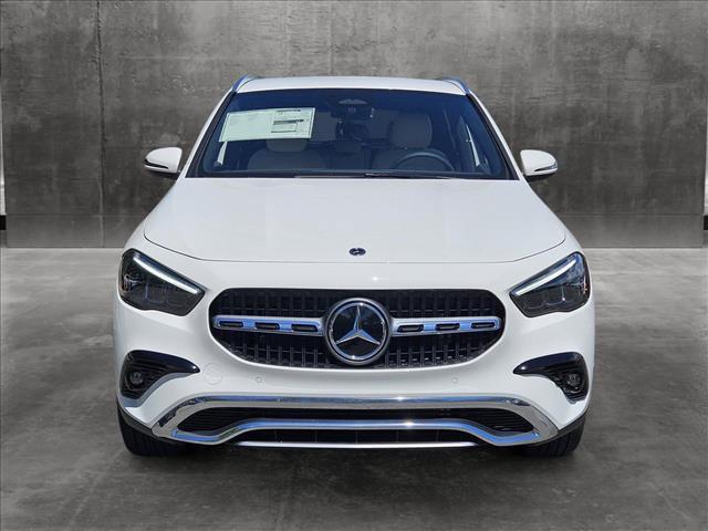 new 2025 Mercedes-Benz GLA 250 car, priced at $44,670