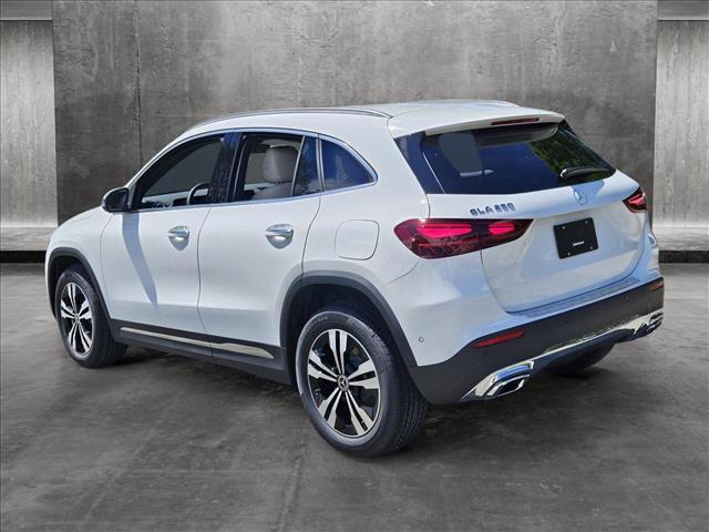 new 2025 Mercedes-Benz GLA 250 car, priced at $44,670