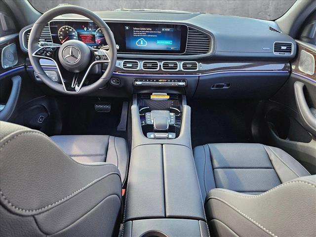 new 2025 Mercedes-Benz GLS 450 car, priced at $92,275