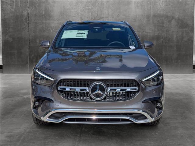 new 2025 Mercedes-Benz GLA 250 car, priced at $47,205