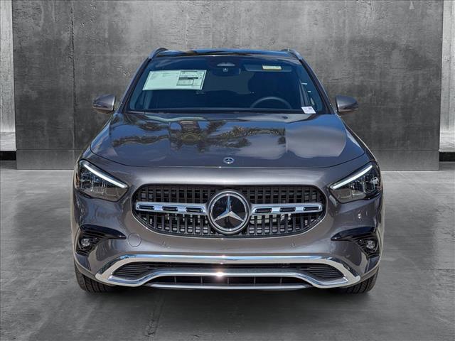 new 2025 Mercedes-Benz GLA 250 car, priced at $47,205