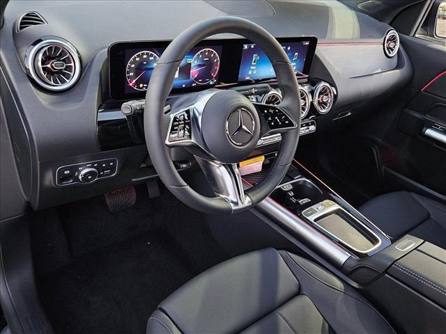 new 2025 Mercedes-Benz GLA 250 car, priced at $44,680