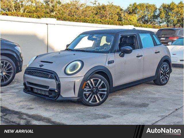 used 2023 MINI Hardtop car, priced at $25,592