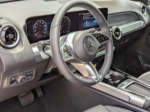 new 2025 Mercedes-Benz GLB 250 car, priced at $44,550