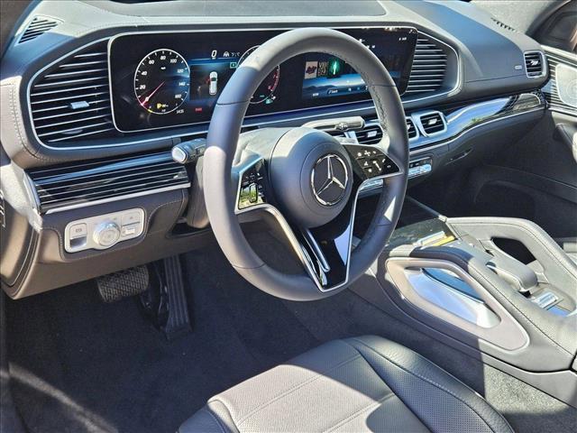 new 2025 Mercedes-Benz GLE 580 car, priced at $102,180