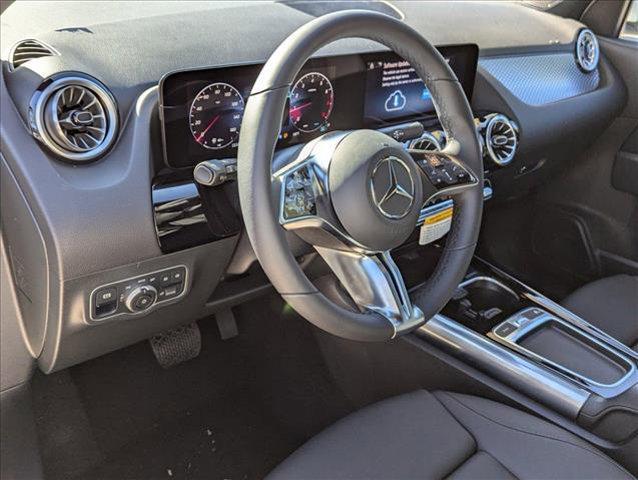 new 2025 Mercedes-Benz GLA 250 car, priced at $46,285