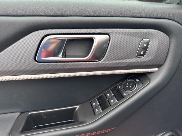 new 2025 Ford Explorer car, priced at $43,068