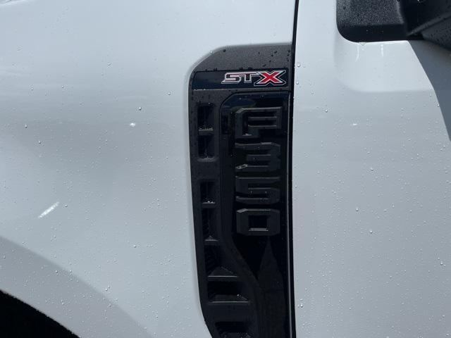 new 2025 Ford F-350 car, priced at $52,998