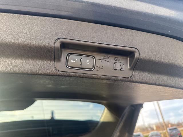 used 2020 Ford Explorer car, priced at $25,900