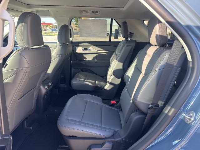 new 2025 Ford Explorer car, priced at $47,283