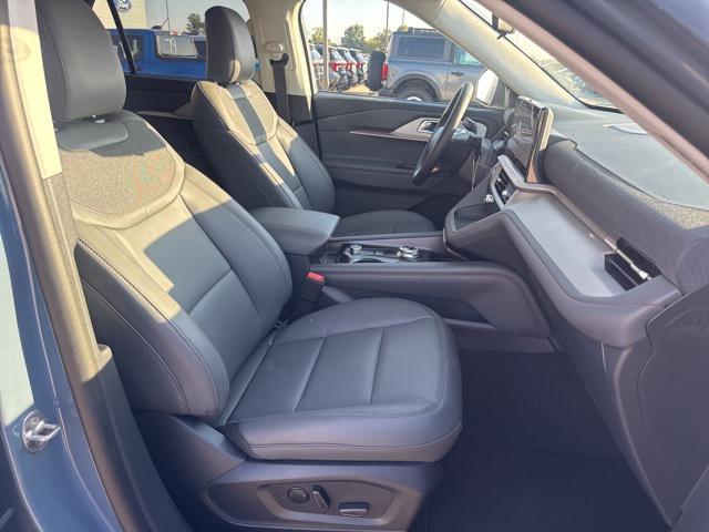 new 2025 Ford Explorer car, priced at $47,283
