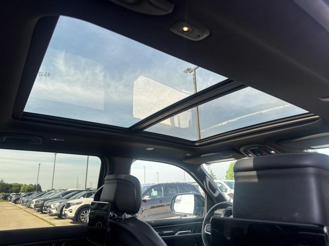 used 2022 Jeep Wagoneer car, priced at $39,697