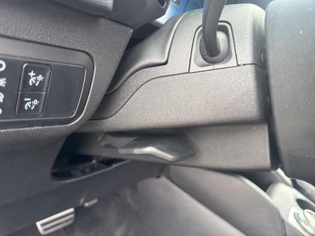 used 2023 Ford Escape car, priced at $27,912
