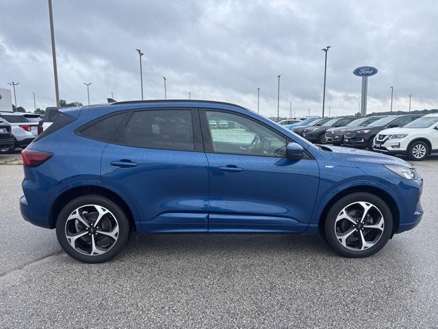 used 2023 Ford Escape car, priced at $27,912