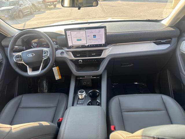 new 2025 Ford Explorer car, priced at $45,273