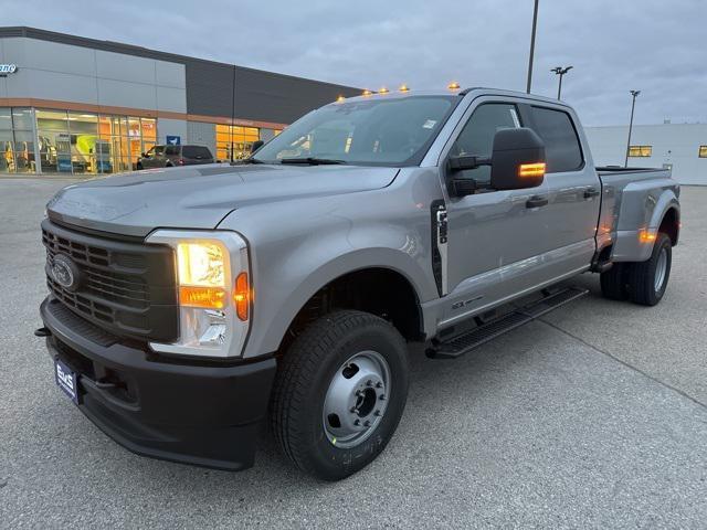 new 2024 Ford F-350 car, priced at $66,870