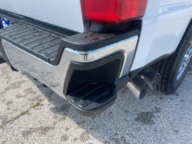 new 2025 Ford F-250 car, priced at $60,075