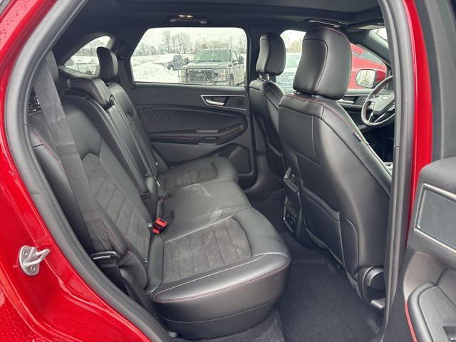 used 2024 Ford Edge car, priced at $31,999