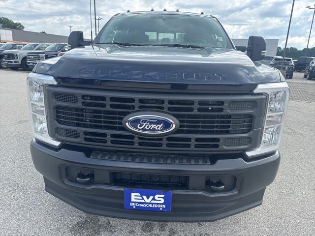new 2025 Ford F-350 car, priced at $69,475