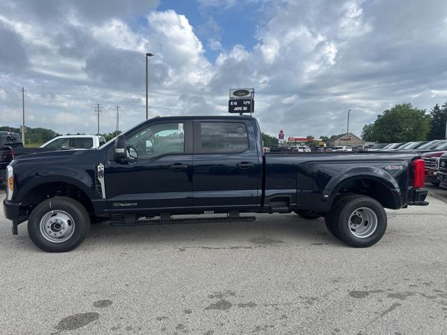 new 2025 Ford F-350 car, priced at $69,475