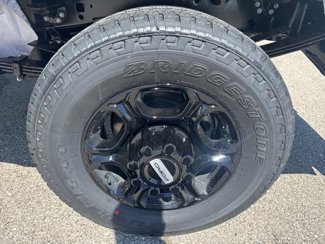 new 2025 Ford F-350 car, priced at $53,400