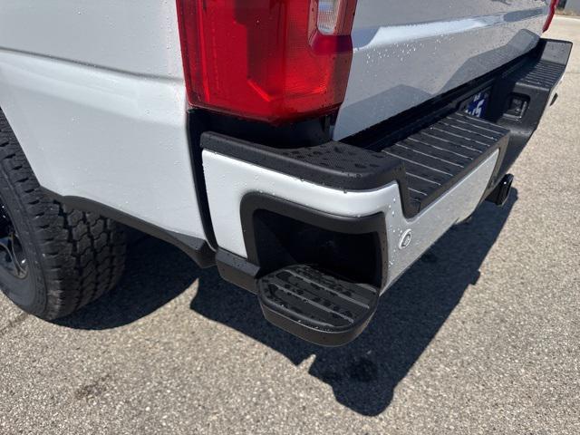 new 2025 Ford F-350 car, priced at $53,400