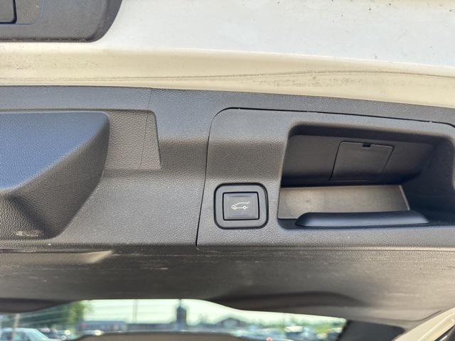 used 2023 GMC Acadia car, priced at $33,417