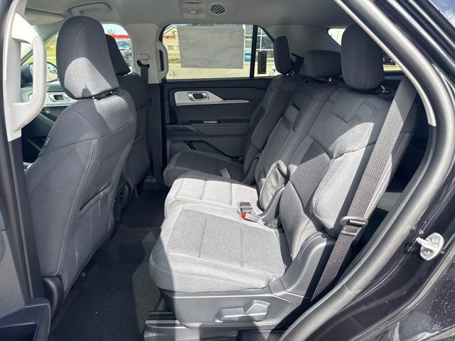new 2025 Ford Explorer car, priced at $40,739