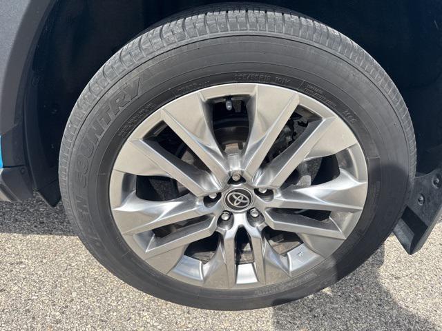 used 2021 Toyota RAV4 car, priced at $28,864