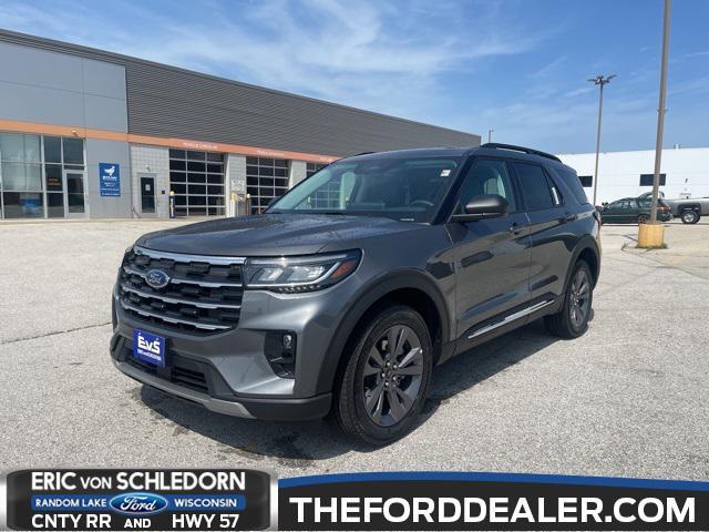 new 2025 Ford Explorer car, priced at $47,967