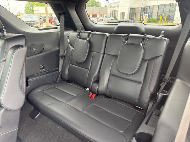 new 2025 Ford Explorer car, priced at $45,644