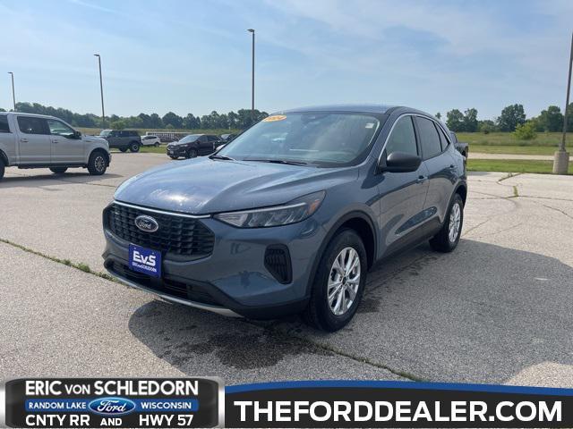 new 2024 Ford Escape car, priced at $29,999