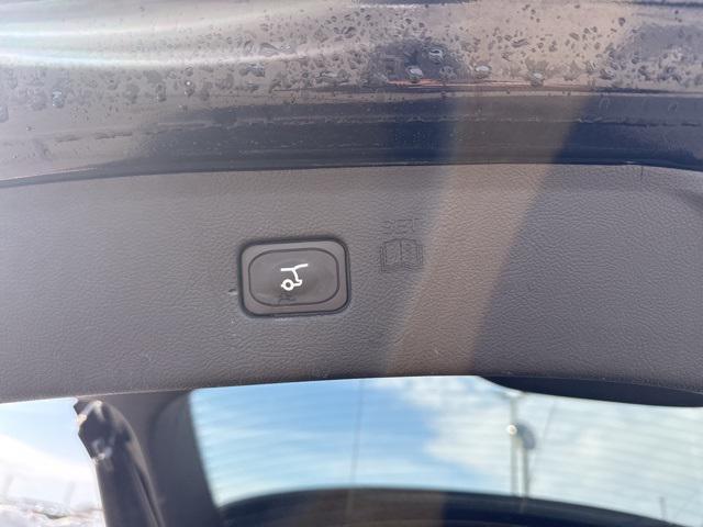 used 2024 Ford Edge car, priced at $26,999