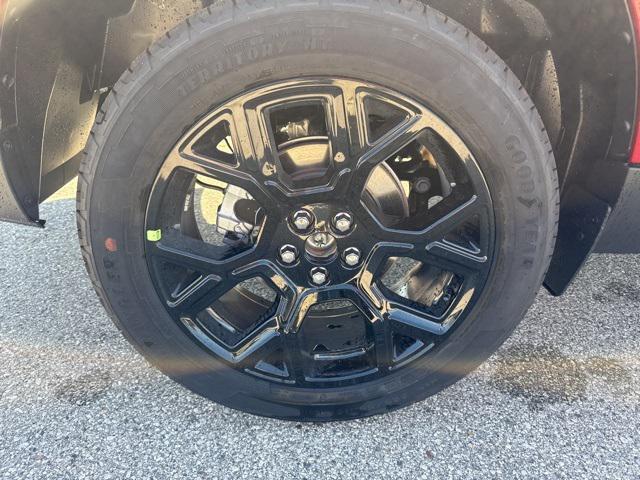 new 2025 Ford Maverick car, priced at $35,928
