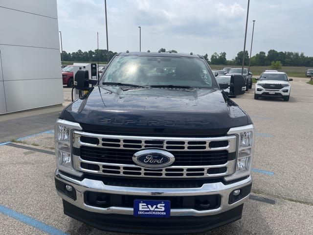 new 2025 Ford F-250 car, priced at $65,651