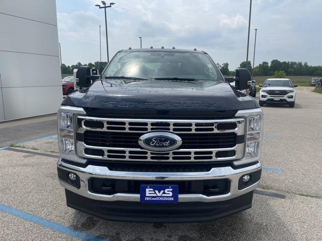 new 2025 Ford F-250 car, priced at $65,651