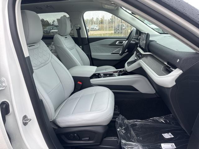 new 2025 Ford Explorer car, priced at $56,752