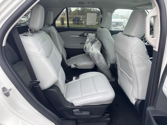 new 2025 Ford Explorer car, priced at $56,752