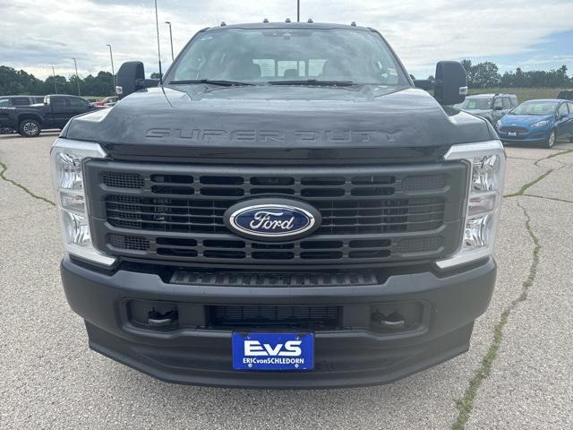 new 2025 Ford F-350 car, priced at $67,385