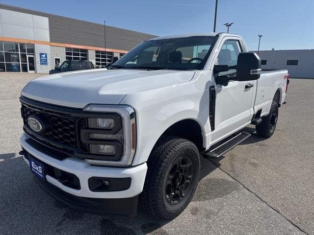 new 2025 Ford F-350 car, priced at $54,528