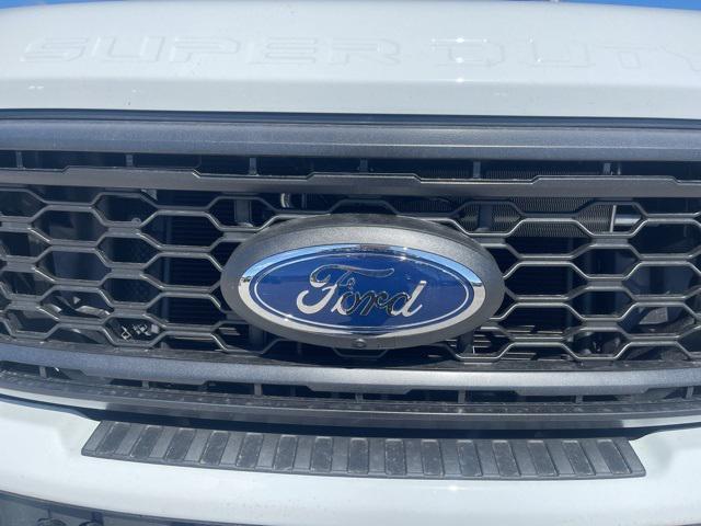 new 2024 Ford F-250 car, priced at $67,560