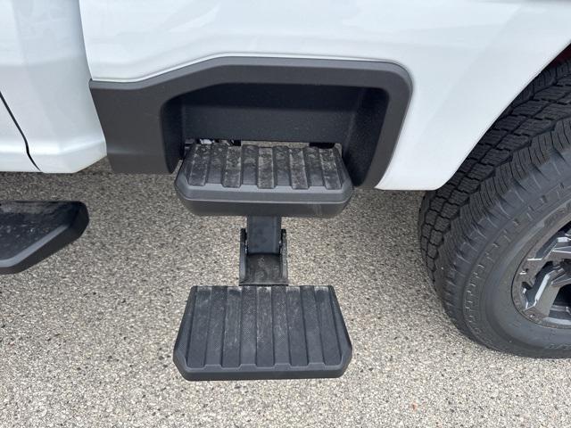 new 2025 Ford F-350 car, priced at $59,842