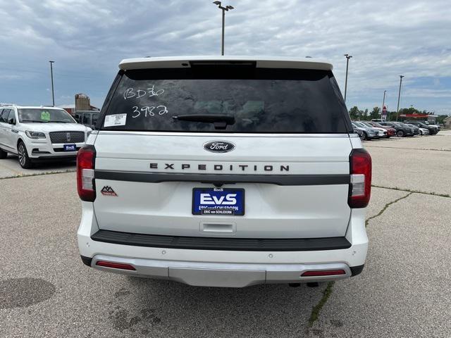 new 2024 Ford Expedition car, priced at $75,845