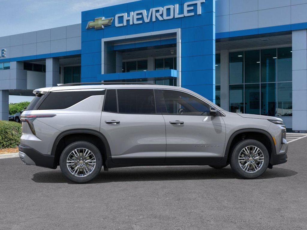 new 2026 Chevrolet Traverse car, priced at $43,042